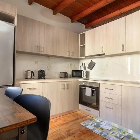 Ariadne De Potie Maisonette Holiday home