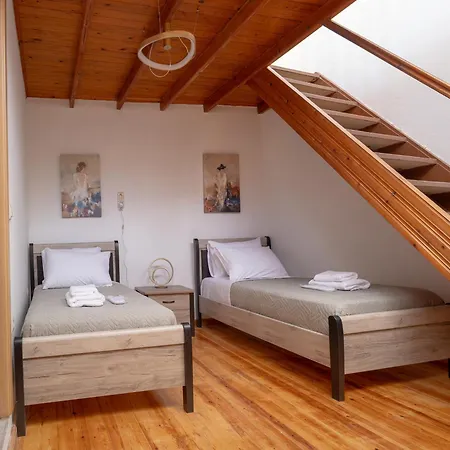 Ariadne De Potie Maisonette Holiday home *